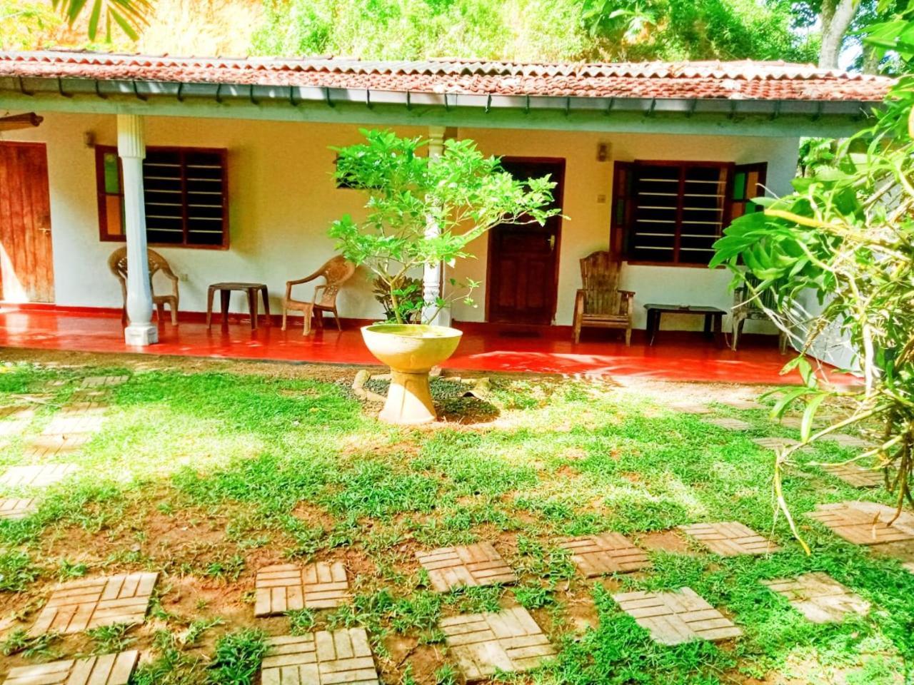 Arachchi Guest House Mirissa Zewnętrze zdjęcie